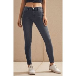 Steven Blue Perfect Fit Jeggings NWT